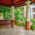 Cozy 2Bhk Pool Apartment In Candolim