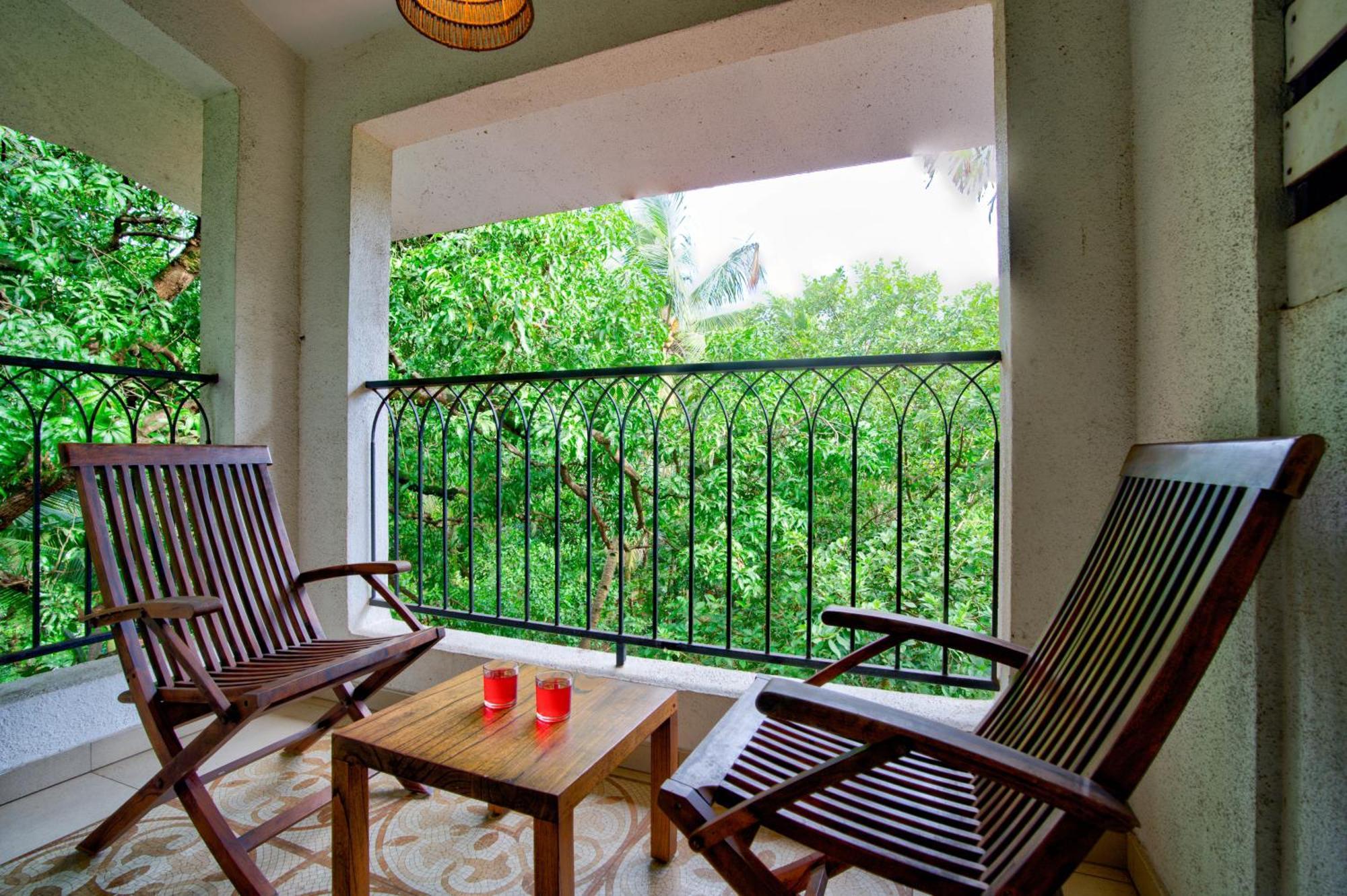 Apartment Cozy 2bhk Pool In *