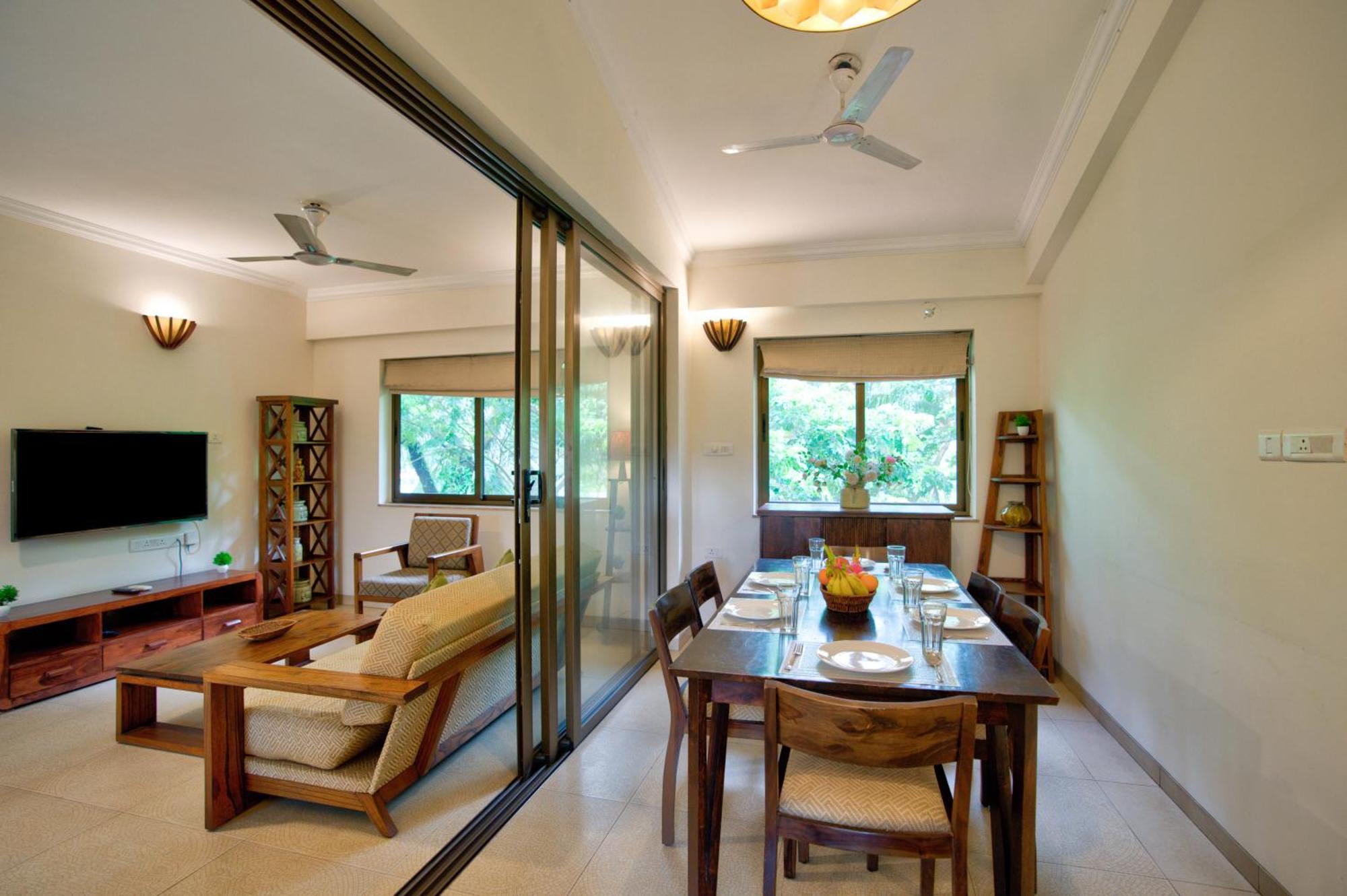 Apartment Cozy 2bhk Pool In *