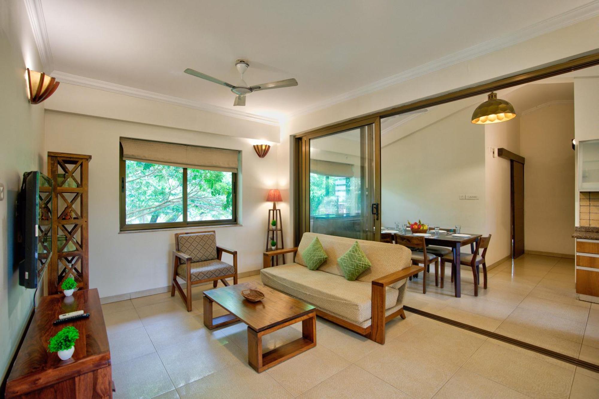 Cozy 2bhk Pool In Apartment