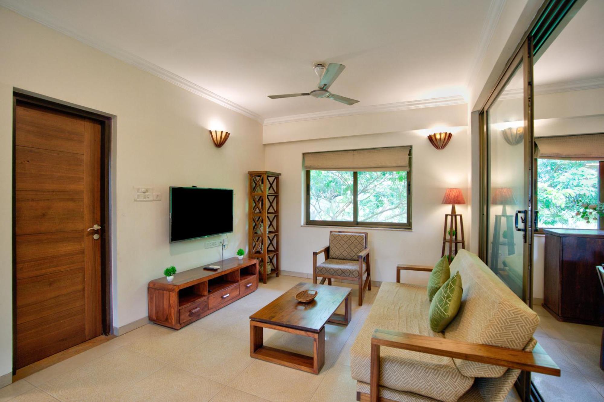 Apartment Cozy 2bhk Pool In