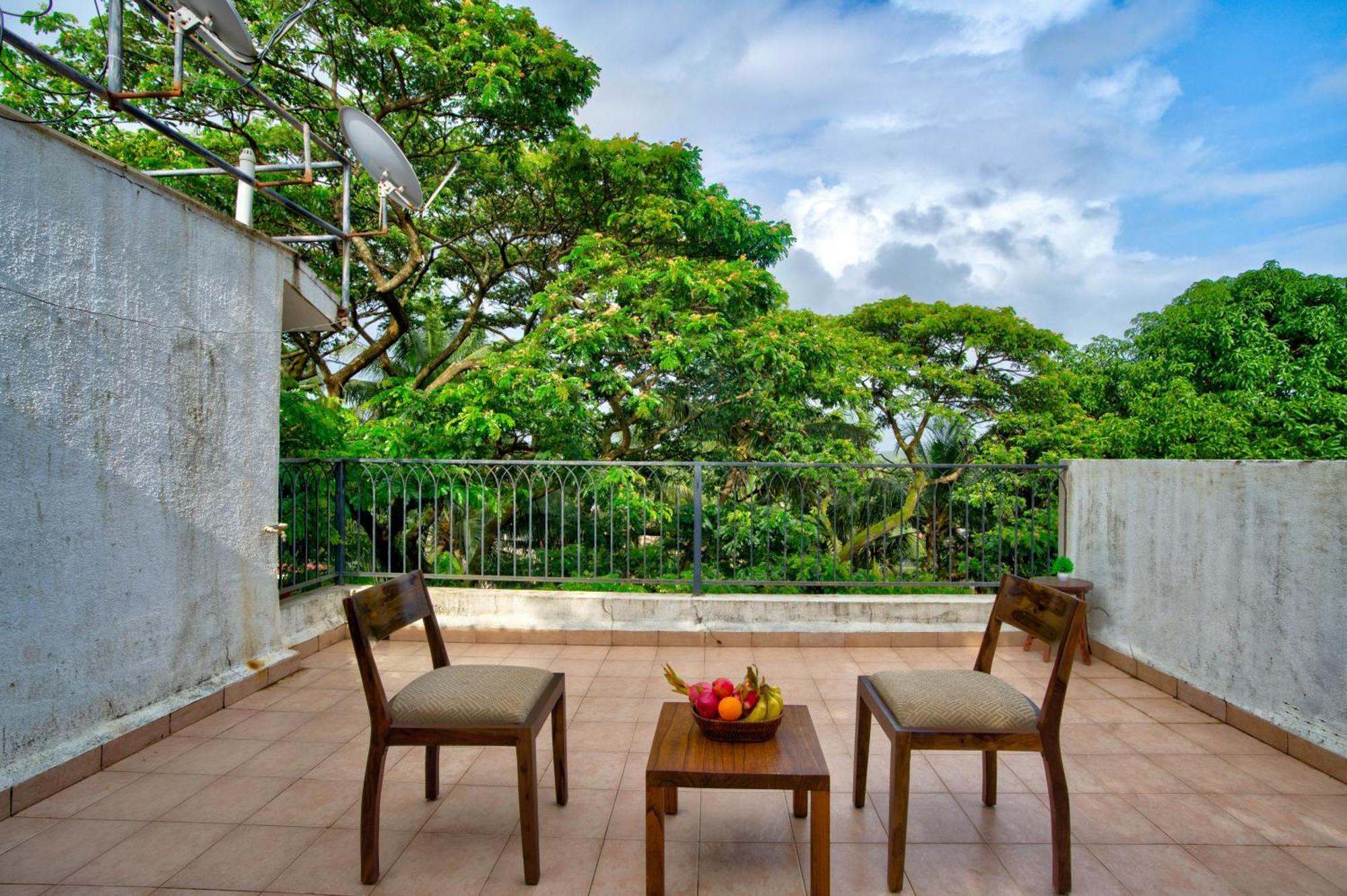 Apartment Cozy 2bhk Pool In *